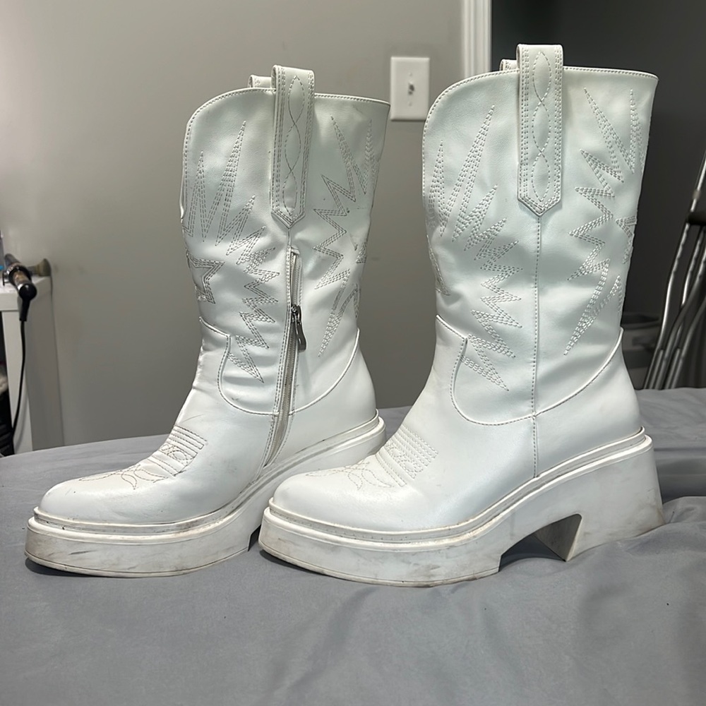 Mattiventon Mid Calf Cowgirl Boots for Women Chunky Platform Embroidery